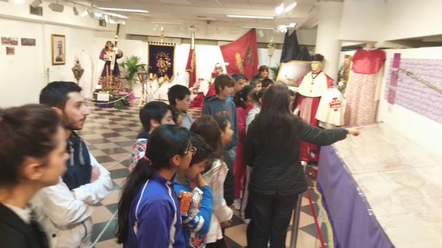 Inauguración de la exposicion, presentación del libro y visitas guiadas - 118